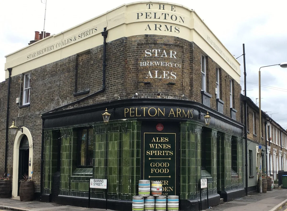 The Pelton Arms, pool in Greenwich (East Greenwich)